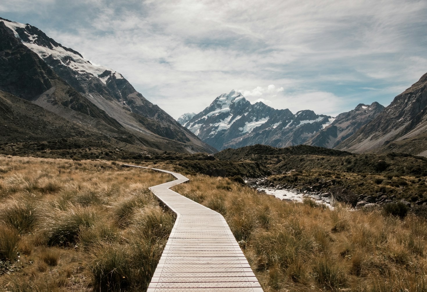 The Beauty of Exploring New Zealand Through Its Wines